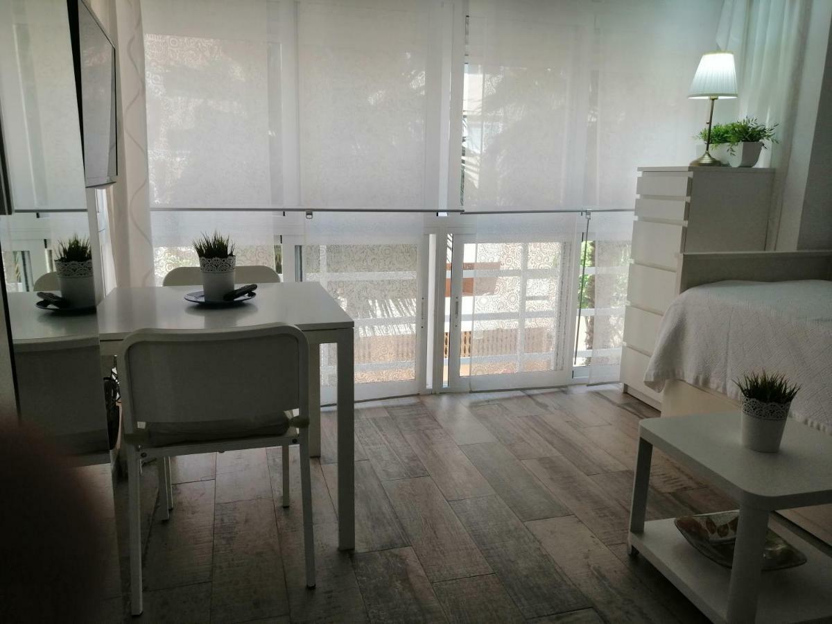 Apartamento Malagueta Playa Málaga Esterno foto